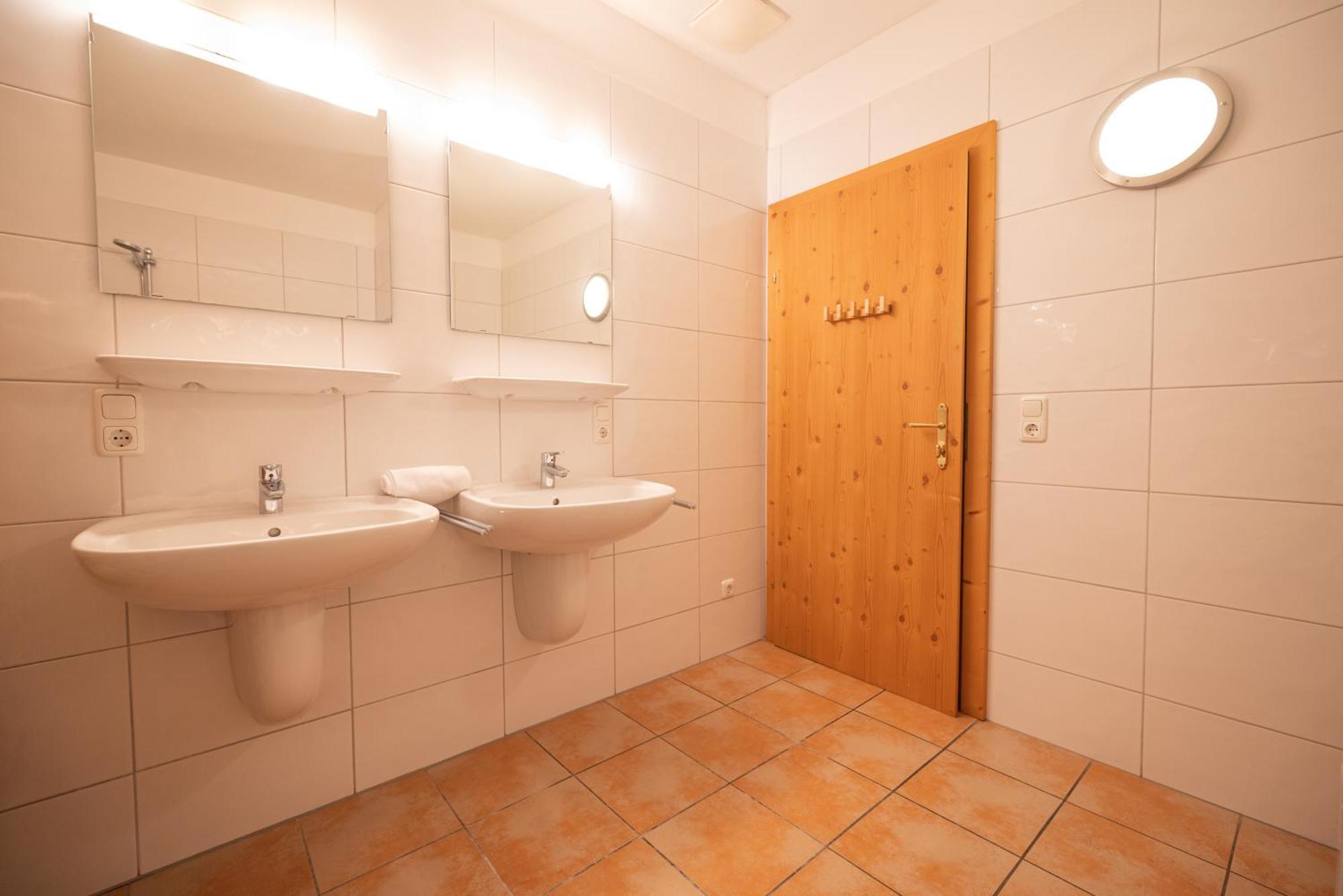 All Seasons Lodge By All In One Apartments Kaprun Exteriör bild